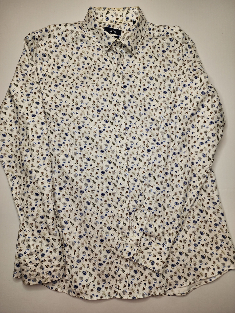 Sayki Men’s White Floral Button-Down Shirt